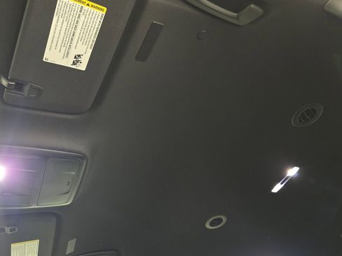 New 2026 Chevrolet Traverse LT w/ Midnight/Sport Edition FWD image 27
