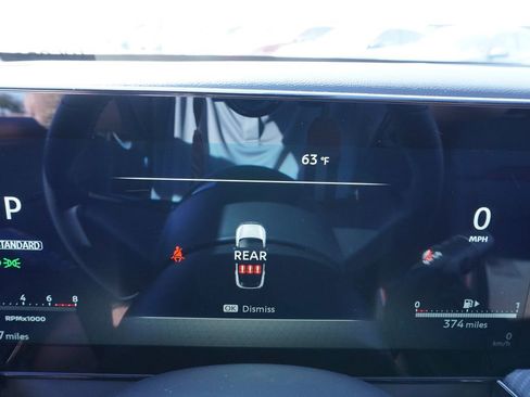 Certified 2025 Nissan Kicks SR FWD image 20