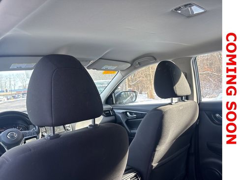 Used 2021 Nissan Rogue Sport SV image 7