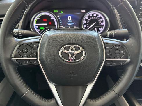 Used 2021 Toyota Camry XLE w/ Navigation Upgrade Package FWD image 16