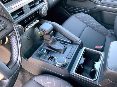 New 2026 Toyota Tacoma SR5 AWD/4WD image 7