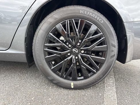 New 2026 Nissan Altima 2.5 SV w/ SV Special Edition Package FWD image 11