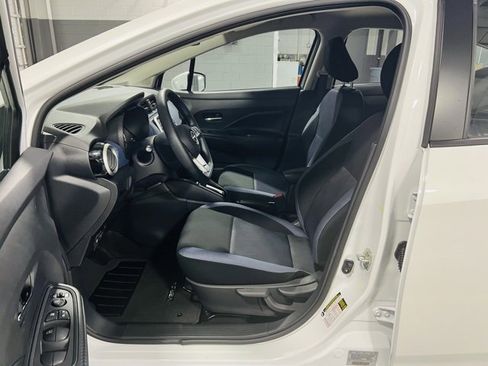 New 2025 Nissan Versa SV w/ Trunk Package image 20