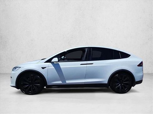 Used 2022 Tesla Model X Plaid AWD/4WD image 10