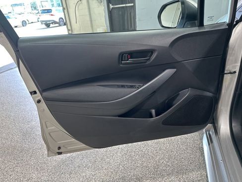Used 2023 Toyota Corolla LE w/ Carpet Mat Package (TMS) FWD image 11
