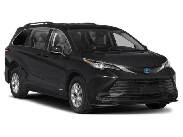 Used 2024 Toyota Sienna LE FWD image 6