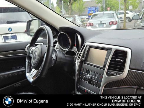 Used 2012 Jeep Grand Cherokee SRT8 w/ Luxury Group II AWD/4WD image 10
