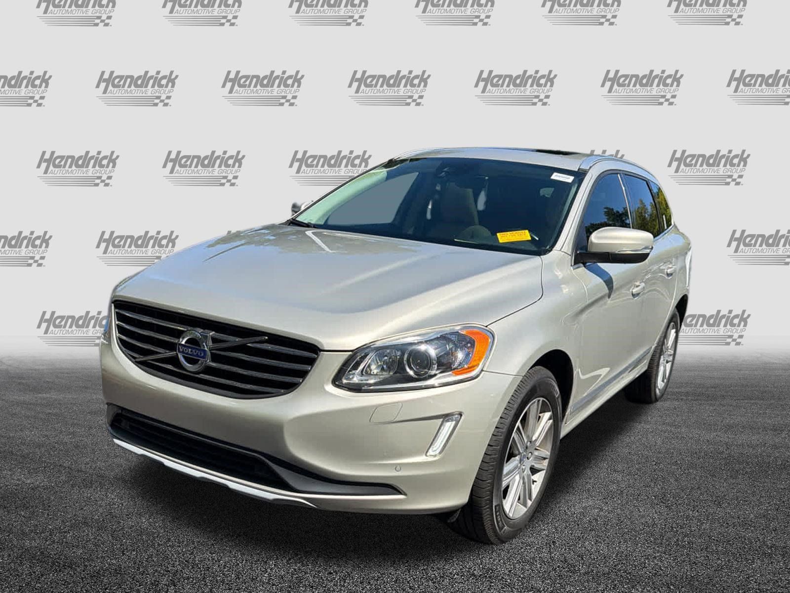 Used 2017 Volvo XC60 T5 Inscription w/ Preferred Option Package FWD image 6
