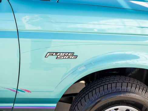 Used 1995 Ford F150 XL image 18