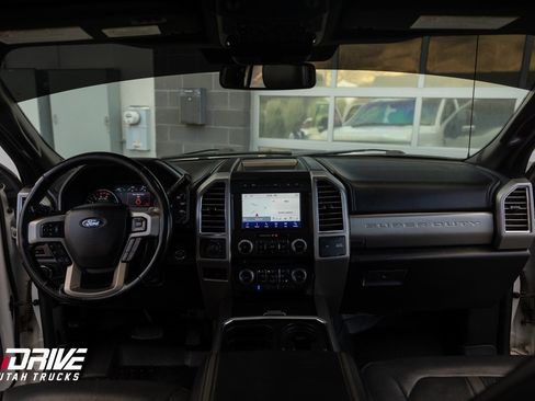 Used 2017 Ford F450 Platinum w/ Platinum Ultimate Package image 24