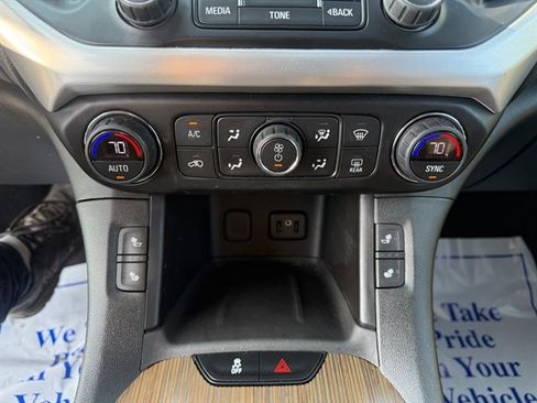 Used 2019 GMC Acadia SLE AWD/4WD image 19