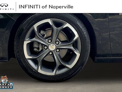 Used 2022 Chevrolet Malibu LT FWD image 32
