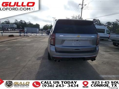 Used 2023 Chevrolet Suburban Premier image 7