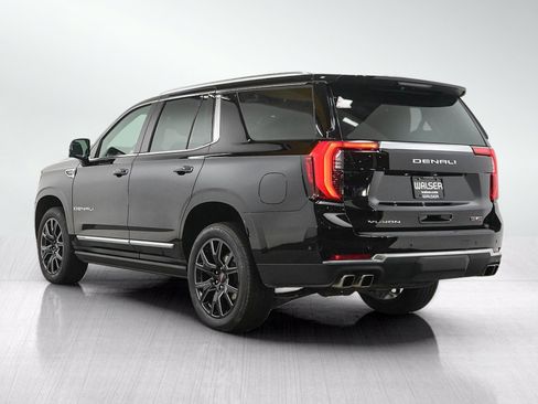 Used 2025 GMC Yukon Denali w/ Sun & Power Step Package AWD/4WD image 3