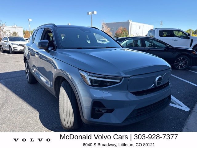 Used 2023 Volvo XC40 Recharge Ultimate AWD/4WD image 2