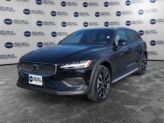 New 2026 Volvo V60 B5 Cross Country Ultra w/ Protection Package Premier video 1