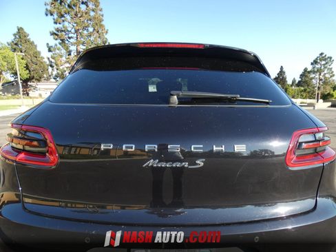 Used 2015 Porsche Macan S AWD/4WD image 9