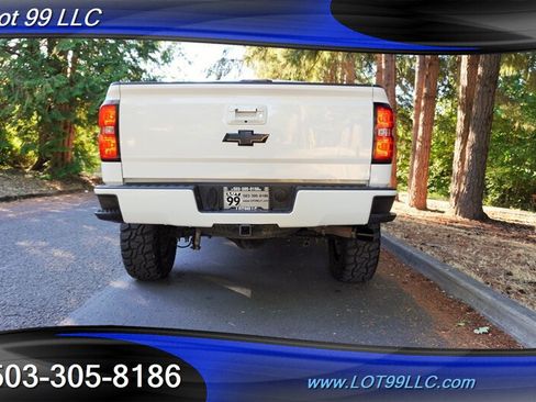 Used 2018 Chevrolet Silverado 1500 LT w/ All Star Edition AWD/4WD image 10
