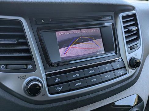 Used 2016 Hyundai Tucson SE w/ Option Group 02 image 18