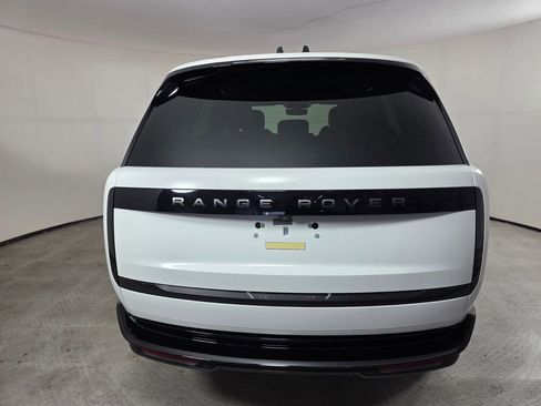 Used 2025 Land Rover Range Rover SE AWD/4WD image 5