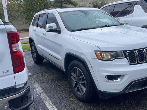 Used 2019 Jeep Grand Cherokee Limited RWD image 2