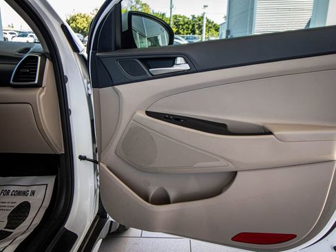 Used 2020 Hyundai Tucson SEL image 17