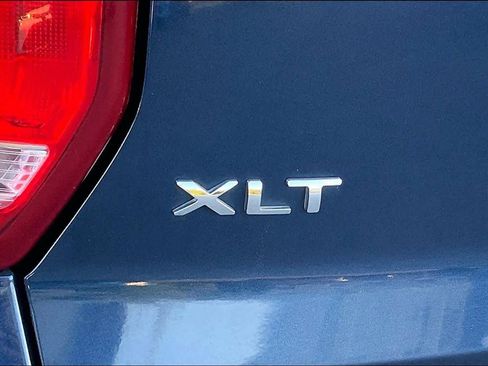 Used 2016 Ford Explorer XLT w/ Equipment Group 202A image 29