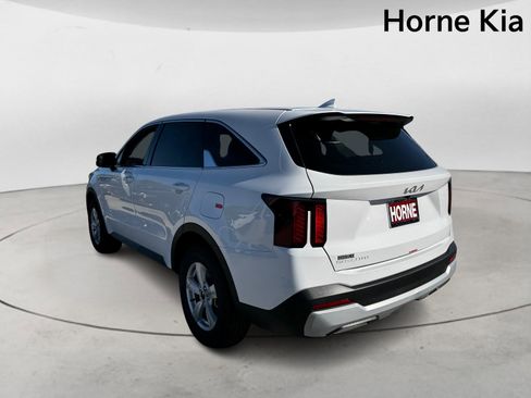 New 2026 Kia Sorento LX image 4