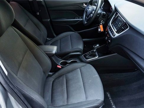 Used 2021 Hyundai Accent SEL image 26