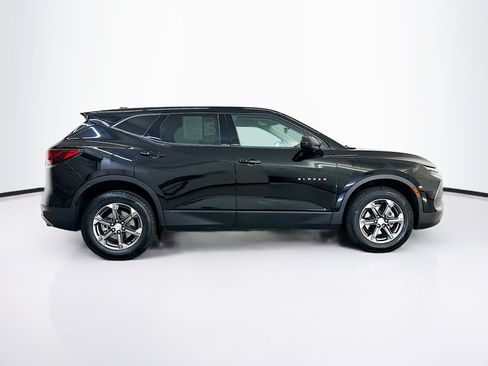 Used 2025 Chevrolet Blazer LT AWD/4WD image 10