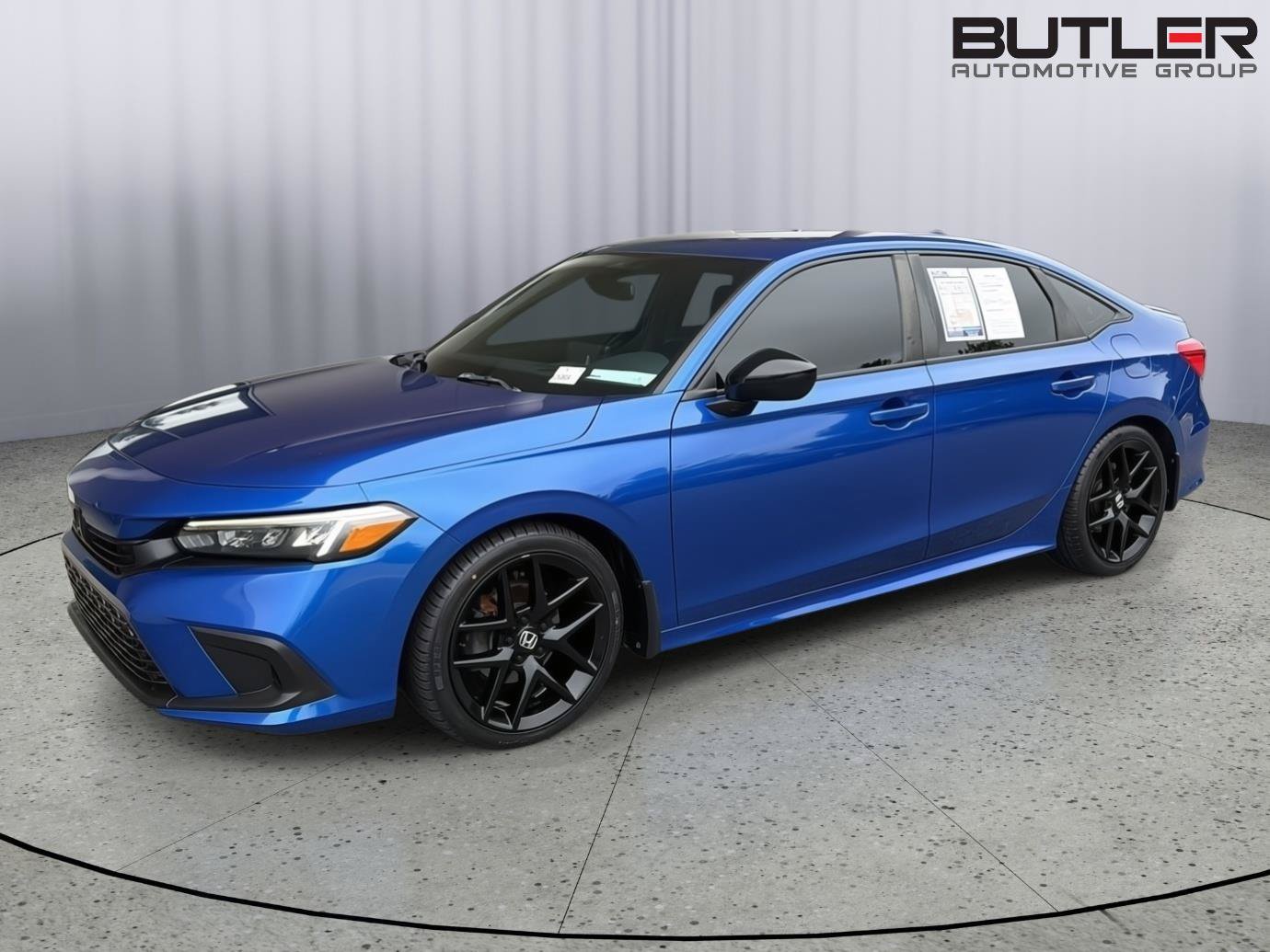 Used 2023 Honda Civic Sport image 2
