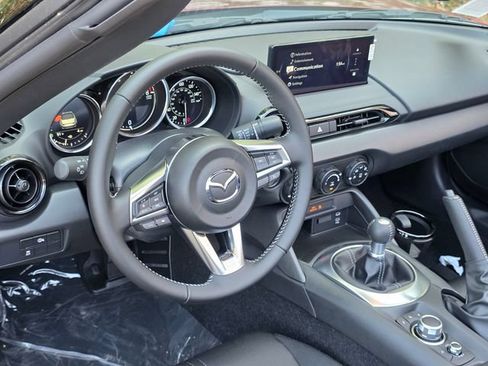 New 2026 MAZDA MX-5 Miata Sport RWD image 7
