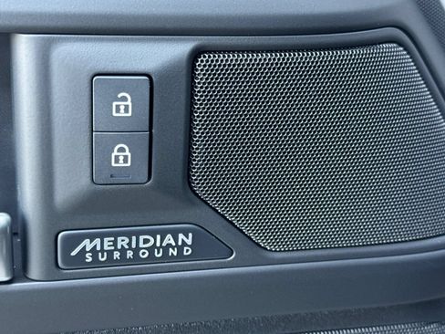 New 2026 Land Rover Defender 110 X-Dynamic SE AWD/4WD image 20
