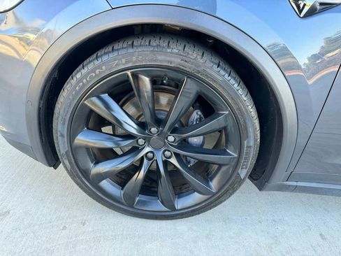 Used 2019 Tesla Model X Long Range image 30