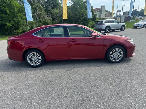 Used 2013 Lexus ES 350 w/ Luxury Pkg FWD image 6