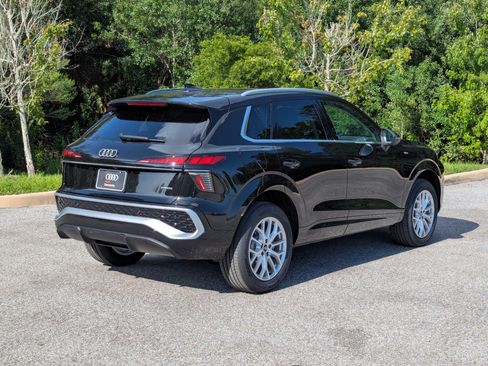 New 2026 Audi Q3 quattro 2.0T AWD/4WD image 7