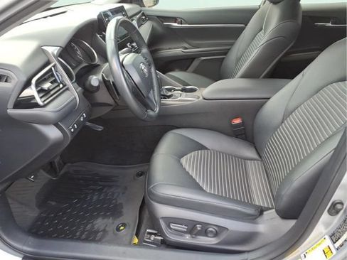 Used 2022 Toyota Camry SE FWD image 20