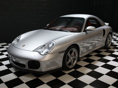 Used 2004 Porsche 911 Turbo AWD/4WD image 5