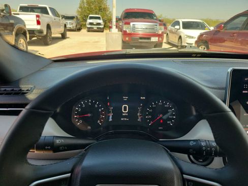 Used 2025 Jeep Compass Limited AWD/4WD image 22