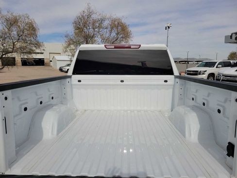 Used 2025 Chevrolet Silverado 1500 Custom image 19