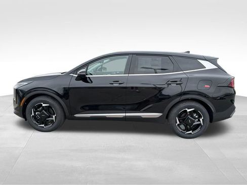 New 2026 Kia Sportage EX FWD image 4