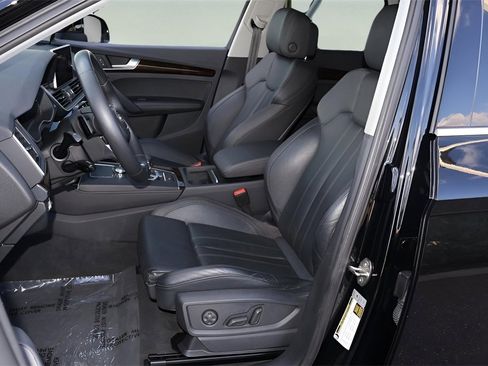 Used 2019 Audi Q5 2.0T Premium Plus w/ Premium Plus Package image 12