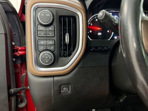 Used 2021 Chevrolet Silverado 2500 High Country w/ Z71 Off-Road Package AWD/4WD image 14