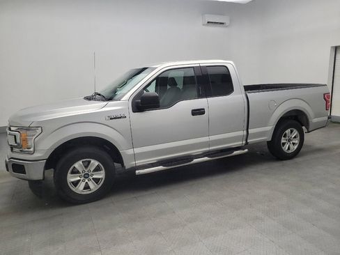 Used 2018 Ford F150 XLT image 2