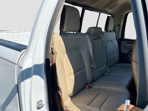 Used 2019 RAM 1500 Laramie image 24