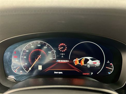 Used 2019 BMW M550i xDrive w/ Premium Package image 11