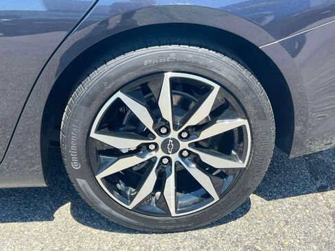 Used 2022 Chevrolet Malibu RS FWD image 11