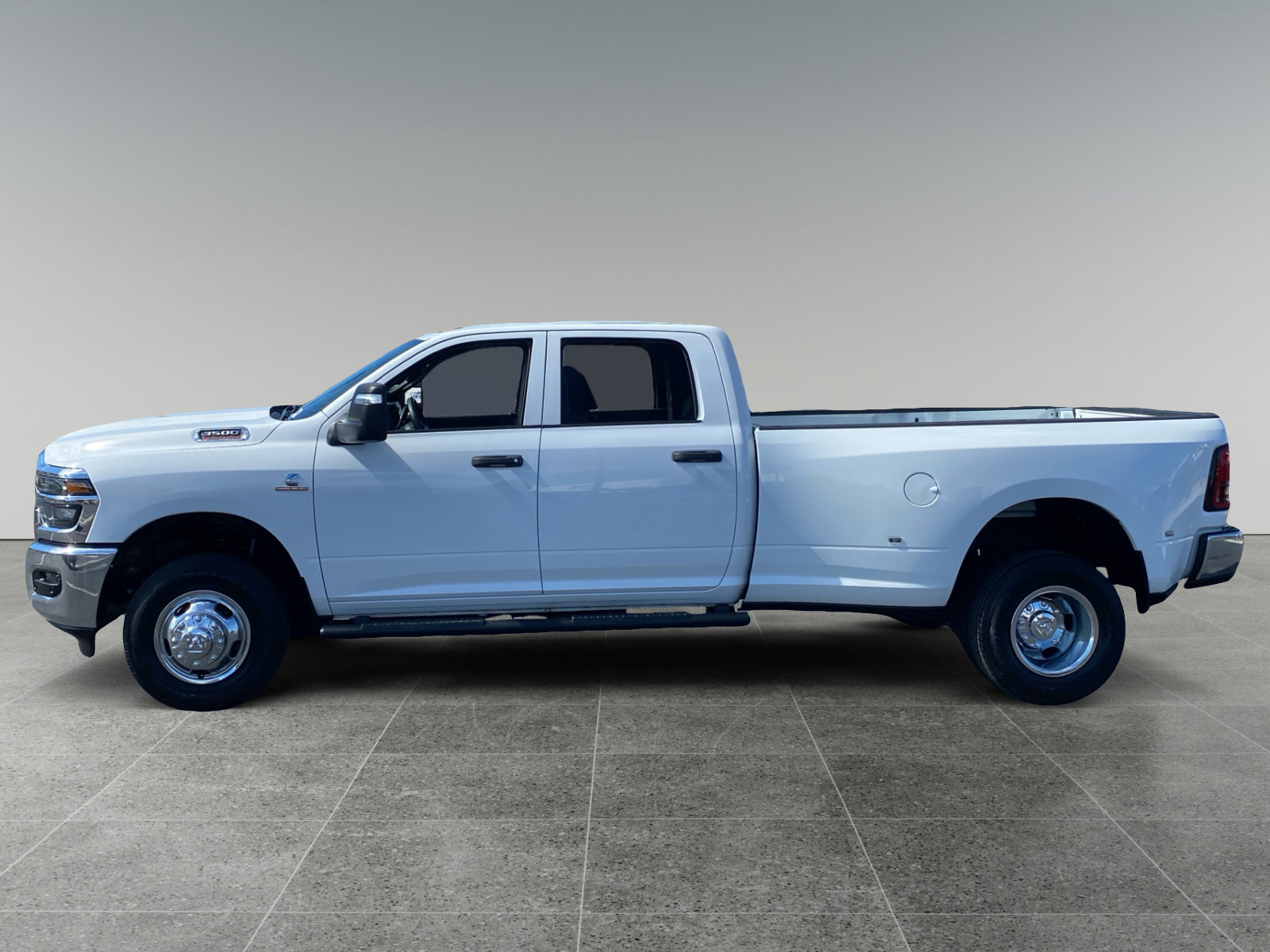 Used 2026 RAM 3500 Tradesman AWD/4WD image 2