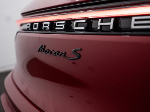 New 2026 Porsche Macan S AWD/4WD image 26