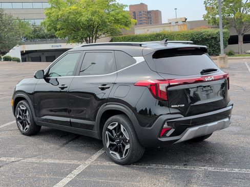 Certified 2024 Kia Seltos SX AWD/4WD image 3